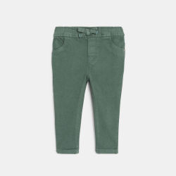 بنطال ضيق باللون الأخضر للفتيات الصغيرات